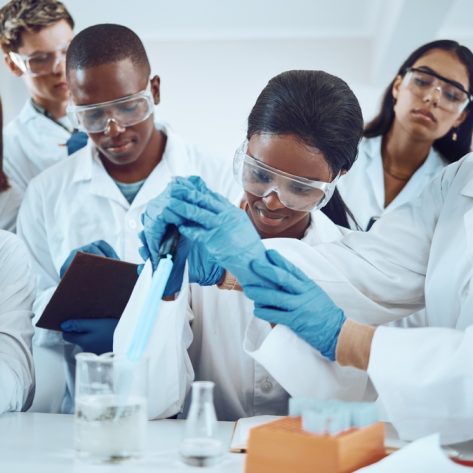 Scientist,,Teacher,Or,Learning,Students,And,Dropper,In,Healthcare,Study,
